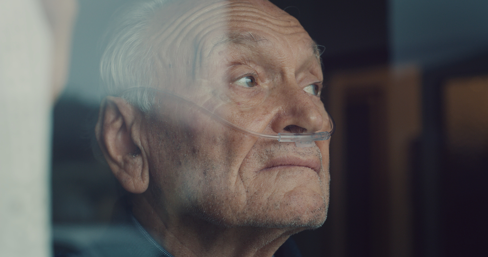 elderly asbestosis victim